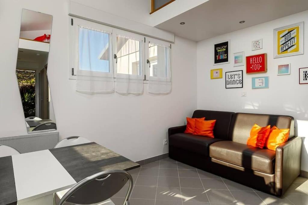 Apartamento Studio Duplex - Le Garden - 10 Mn Disney Bailly-Romainvilliers Exterior foto